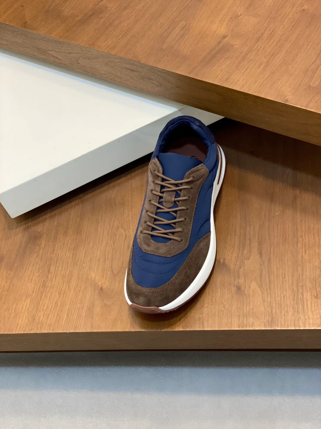 💰740 Loro Piana - Classic casual shoes, men's lace-up casual shoes and sneakers, high-quality lightweight and comfortable fabrics, suitable for outdoor leisure, the color scheme is young and energetic, and it looks great with sportswear or casual suits! Code number: 39-44 (38, 45, 46, can be customized